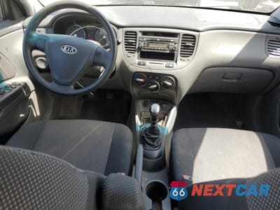 Zdjęcie 8 z 12 samochodu: 2008 KIA RIO 5 SX VIN:KNADE163686395429 - miniatura