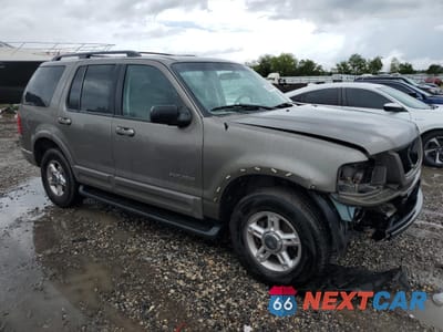 Czwarte zdjęcie samochodu z boku: 2002 FORD EXPLORER XLT VIN:1FMZU63E82ZB70672 - miniatura