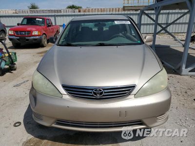Piąte zdjęcie samochodu w środku: 2006 TOYOTA CAMRY LE VIN:4T1BE32K36U715443 - miniatura