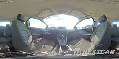 Zdjęcie 13 z 14 samochodu: 2018 FORD FOCUS S VIN:1FADP3E27JL276416 - miniatura