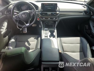Zdjęcie 8 z 15 samochodu: 2018 HONDA ACCORD SPORT VIN:1HGCV2F36JA002862 - miniatura