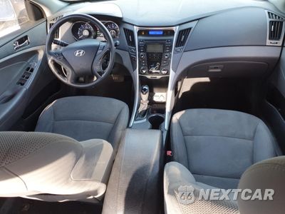 Zdjęcie 8 z 12 samochodu: 2013 HYUNDAI SONATA GLS VIN:5NPEB4AC3DH659313 - miniatura