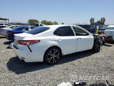 Trzecie zdjęcie samochodu z tyłu: 2019 TOYOTA CAMRY L VIN:4T1B11HK8KU854887 - miniatura