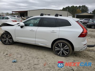 Drugie zdjęcie samochodu z przodu: 2023 VOLVO XC60 PLUS VIN:YV4L12RN6P1205313 - miniatura