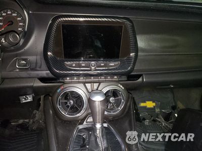 Zdjęcie 8 z 12 samochodu: 2016 CHEVROLET CAMARO LT VIN:1G1FB1RX6G0161742 - miniatura