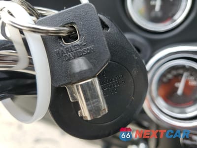 Zdjęcie 8 z 9 samochodu: 2011 HARLEY-DAVIDSON FLHTCUTG VIN:1HD1MAM15BB853484 - miniatura