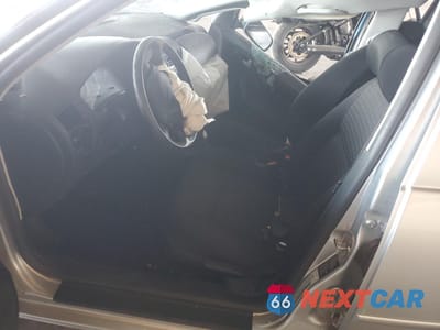 Zdjęcie 7 z 14 samochodu: 2001 VOLKSWAGEN JETTA GL TDI VIN:3VWRP29M81M011151 - miniatura