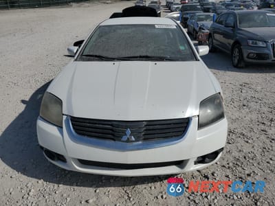 Piąte zdjęcie samochodu w środku: 2010 MITSUBISHI GALANT FE VIN:4A32B2FF3AE017094 - miniatura