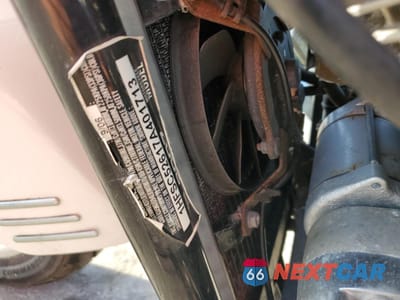 Zdjęcie 9 z 9 samochodu: 2007 HONDA VTX1300 R VIN:1HFSC52617A401713 - miniatura