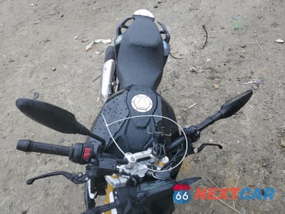 Piąte zdjęcie samochodu w środku: 2021 BMW G310 R VIN:WB30G430XMRA10574 - miniatura