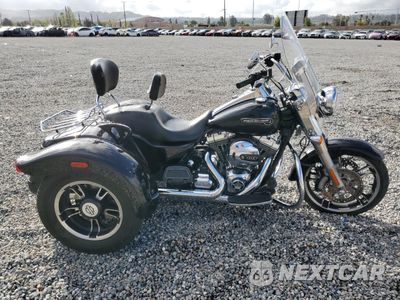 2015 HARLEY-DAVIDSON FLRT FREE WHEELER 1HD1MCM32FB855597 - główne zdjęcie licytacji z USA - miniatura