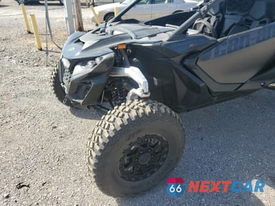 Zdjęcie 9 z 11 samochodu: 2024 CAN-AM MAVERICK R X RS VIN:3JB8XAT42RE004075 - miniatura