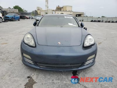 Piąte zdjęcie samochodu w środku: 2010 PORSCHE PANAMERA S VIN:WP0AB2A76AL063559 - miniatura