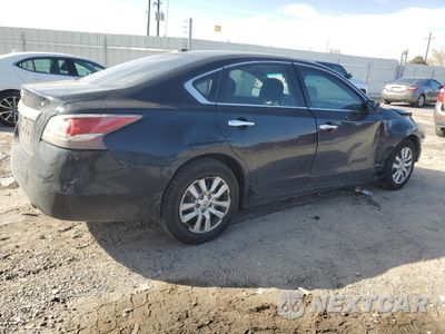 Trzecie zdjęcie samochodu z tyłu: 2015 NISSAN ALTIMA 2.5 VIN:1N4AL3AP3FN338020 - miniatura