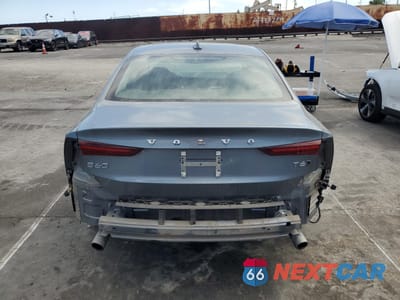 Zdjęcie 6 z 14 samochodu: 2019 VOLVO S60 T6 MOMENTUM VIN:7JRA22TK9KG010660 - miniatura