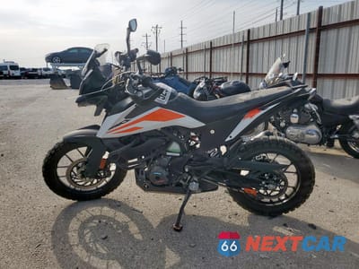 Trzecie zdjęcie samochodu z tyłu: 2020 KTM 390 ADVENTURE VIN:MD2JGJ408LC211850 - miniatura