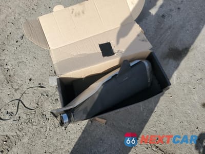 Zdjęcie 9 z 11 samochodu: 2022 HONDA CBR500 RA VIN:MLHPC6254N5301430 - miniatura