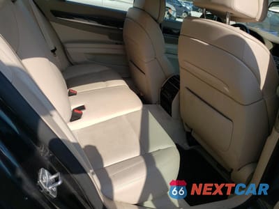 Zdjęcie 10 z 12 samochodu: 2011 BMW 750 XI VIN:WBAKC6C50BC394043 - miniatura