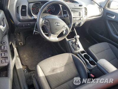 Zdjęcie 8 z 12 samochodu: 2017 KIA FORTE LX VIN:3KPFL4A74HE159658 - miniatura