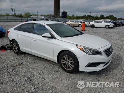 Czwarte zdjęcie samochodu z boku: 2017 HYUNDAI SONATA SE VIN:5NPE24AF4HH504611 - miniatura