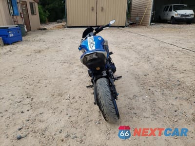 Czwarte zdjęcie samochodu z boku: 2020 KAWASAKI ZR900 F VIN:ML5ZRDF1XLDA39483 - miniatura