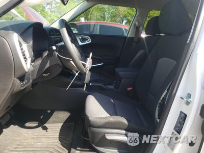 Zdjęcie 7 z 12 samochodu: 2024 KIA SOUL LX VIN:KNDJ23AU7R7231046 - miniatura