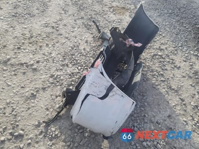 Zdjęcie 12 z 13 samochodu: 1997 HONDA CIVIC DX VIN:1HGEJ662XVL002876 - miniatura