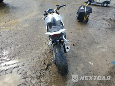 Czwarte zdjęcie samochodu z boku: 2013 HONDA CB1000 R VIN:ZDCSC6016DF210318 - miniatura