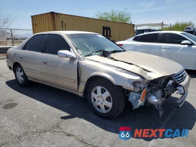 Czwarte zdjęcie samochodu z boku: 2000 TOYOTA CAMRY CE VIN:JT2BG22K7Y0476345 - miniatura