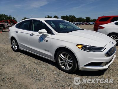 Czwarte zdjęcie samochodu z boku: 2018 FORD FUSION SE HYBRID VIN:3FA6P0LU6JR171539 - miniatura
