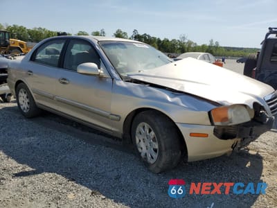 Czwarte zdjęcie samochodu z boku: 2004 KIA OPTIMA LX VIN:KNAGD126845321753 - miniatura