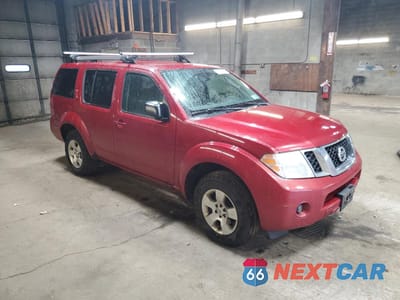 Czwarte zdjęcie samochodu z boku: 2001 NISSAN PATHFINDER S VIN:5N1AR1NB7BC606211 - miniatura