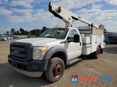 Drugie zdjęcie samochodu z przodu: 2013 FORD F450 SUPER DUTY BUCKET TRUCK VIN:1FDUF4GY1DEA87429 - miniatura
