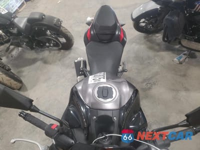 Piąte zdjęcie samochodu w środku: 2023 KAWASAKI ZR900 F VIN:ML5ZRDF14PDA63008 - miniatura
