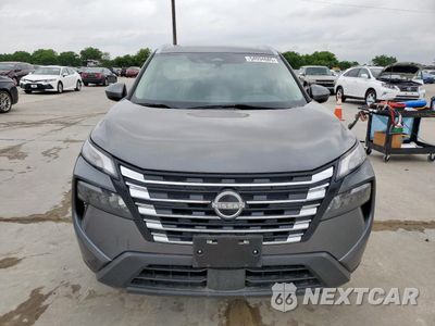 Piąte zdjęcie samochodu w środku: 2024 NISSAN ROGUE SV VIN:5N1BT3BA2RC748358 - miniatura