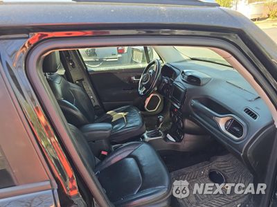 Piąte zdjęcie samochodu w środku: 2015 JEEP RENEGADE LIMITED VIN:ZACCJADT9FPB46338 - miniatura