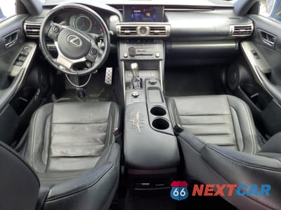 Zdjęcie 8 z 12 samochodu: 2016 LEXUS IS 200T VIN:JTHBA1D28G5022184 - miniatura
