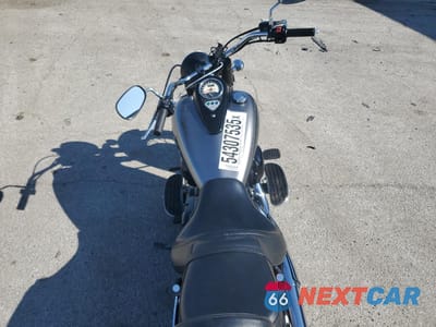 Zdjęcie 6 z 10 samochodu: 2019 KAWASAKI VN900 B VIN:JKAVN2B14KA096327 - miniatura