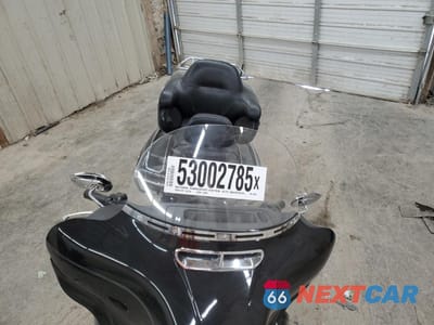 Piąte zdjęcie samochodu w środku: 2014 HARLEY-DAVIDSON FLHTCU ULTRA CLASSIC ELECTRA GLIDE VIN:1HD1FCM16EB684926 - miniatura