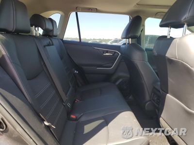 Zdjęcie 11 z 13 samochodu: 2020 TOYOTA RAV4 LIMITED VIN:JTMDWRFVXLD071906 - miniatura