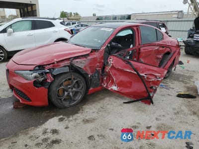 2023 ALFA ROMEO GIULIA TI ZARFANBNXP7668103 - główne zdjęcie licytacji z USA - miniatura