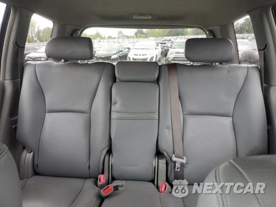 Zdjęcie 10 z 13 samochodu: 2004 TOYOTA HIGHLANDER VIN:JTEEP21A040012221 - miniatura