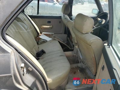 Zdjęcie 10 z 12 samochodu: 1986 BMW 535 I AUTOMATIC VIN:WBADC8402G1720869 - miniatura