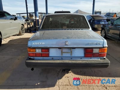 Zdjęcie 6 z 14 samochodu: 1990 VOLVO 240 BASE VIN:YV1AA8845L1407392 - miniatura