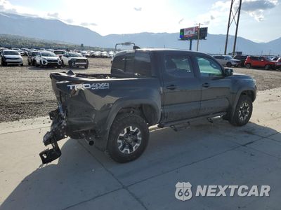 Trzecie zdjęcie samochodu z tyłu: 2020 TOYOTA TACOMA DOUBLE CAB VIN:3TMCZ5AN0LM334699 - miniatura