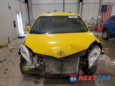 Piąte zdjęcie samochodu w środku: 2015 TOYOTA SIENNA LE VIN:5TDJK3DC2FS097860 - miniatura