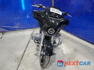 Drugie zdjęcie samochodu z przodu: 2019 HARLEY-DAVIDSON FLHX VIN:1HD1KBC18KB614850 - miniatura