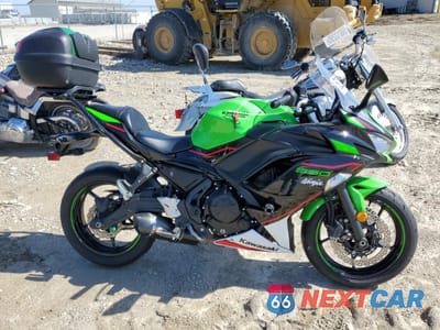 2022 KAWASAKI EX650 N ML5EXEN11NDA49477 - główne zdjęcie licytacji z USA - miniatura