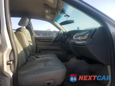 Zdjęcie 7 z 12 samochodu: 2007 MERCURY GRAND MARQUIS LS VIN:2MEFM75V77X625307 - miniatura