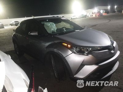 Czwarte zdjęcie samochodu z boku: 2019 TOYOTA C-HR XLE VIN:JTNKHMBX7K1014649 - miniatura
